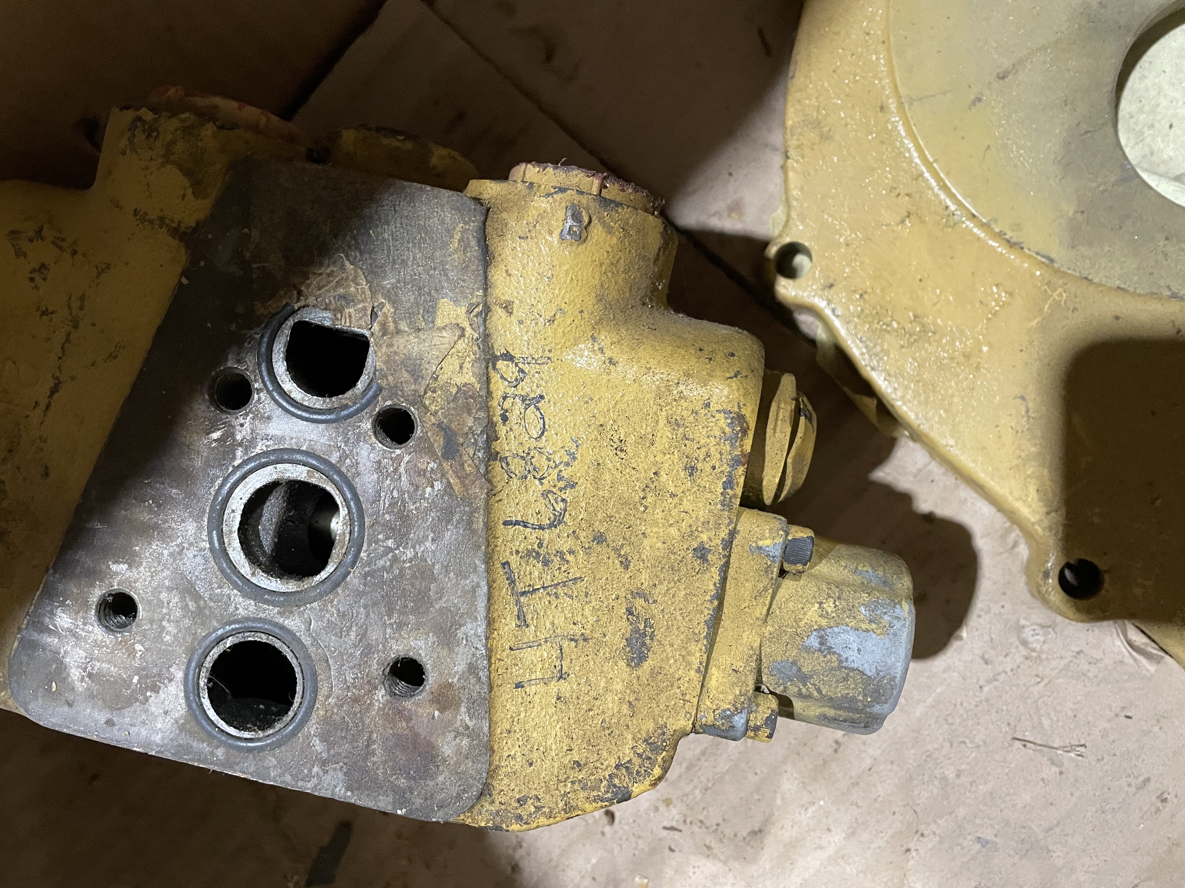 CAT 4T6829 part 1